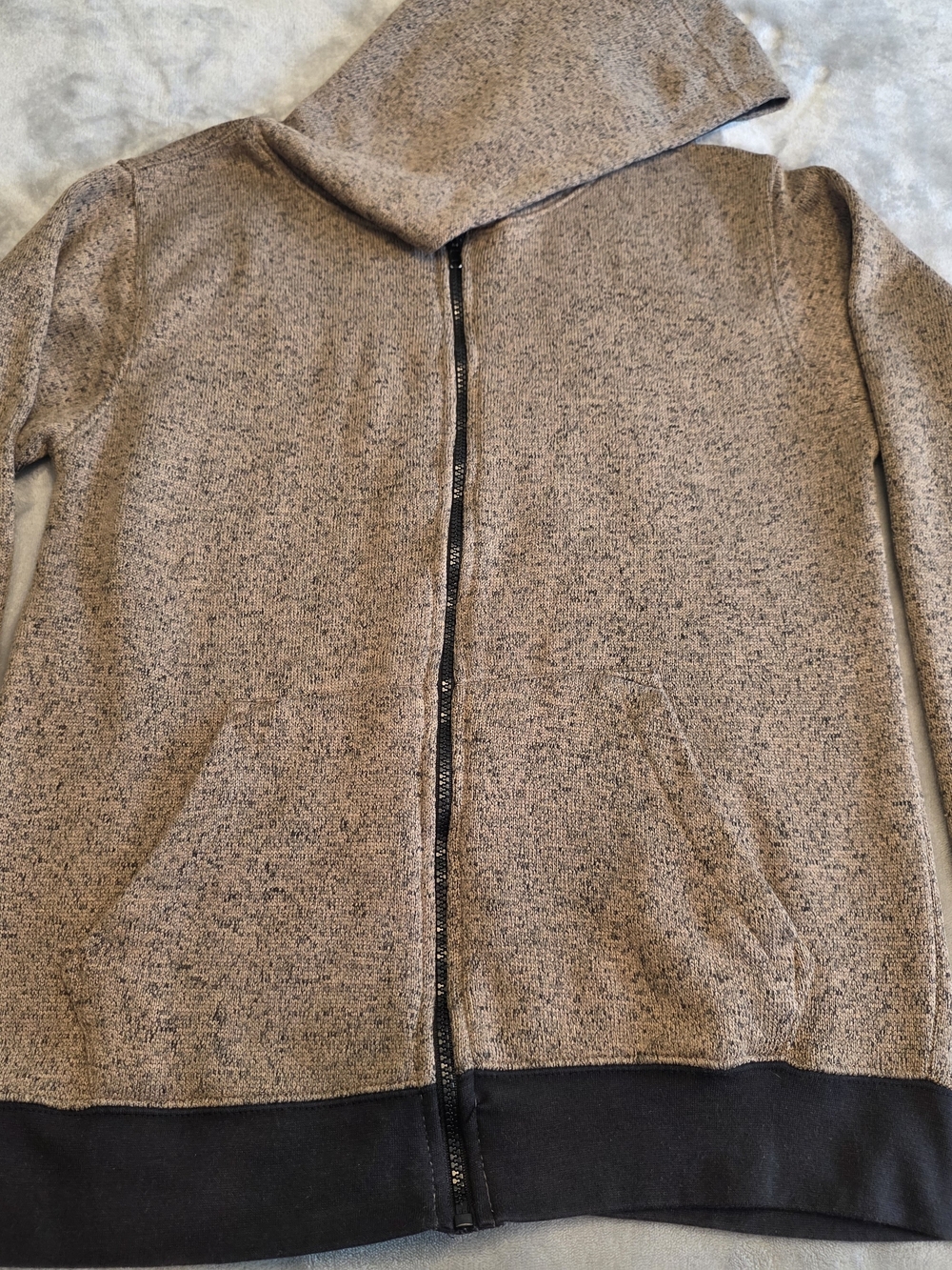 Men’s Zip-Up Hooded Jacket in Heathered Brown